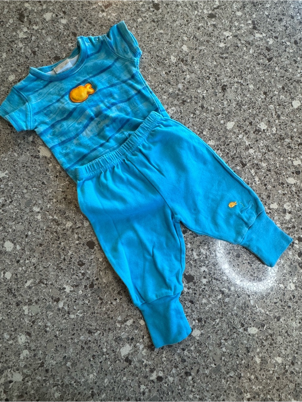 Carter’s Baby 0-3M Blue Whale Fish Bodysuit Pants 2 Piece Set